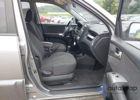 2007 Kia Sportage Lx V6 from USA, damaged, VIN KNDJE723677346688